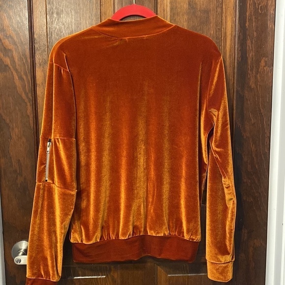 Boohoo Velour Long Sleeve Zip-Up Jacket - Picture 6 of 7